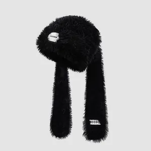 Süße schwarze Plüsch-Baseballkappe mit Hasenohren für Damen aus warmem Kunstfell-Stoff