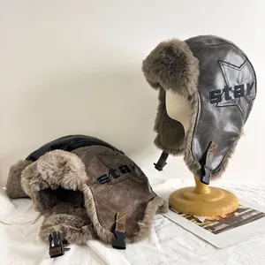 Chapeau d'aviateur thermique coupe-vent avec doublure en fausse fourrure et broderie star