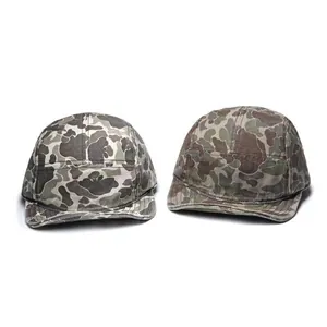 American vintage woodland camouflage 5-panel camp cap with short soft brim for men