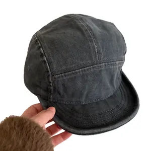 Vintage washed canvas five-panel baseball cap in dark grey with short brim design