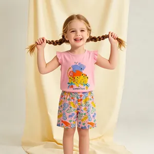 Set pigiama estivo rosa per bambina con stampa a cartoni animati e volant sulle maniche