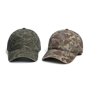 Outdoor camouflage baseball caps in green and brown canvas, tactical streetwear style