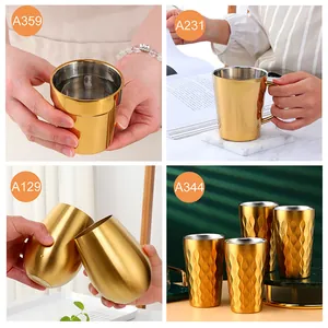 Vues détaillées de tasses en acier doré comprenant des styles à double paroi et texturés
