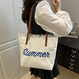 Sac fourre-tout en toile Harajuku avec broderie Summer et détails de franges