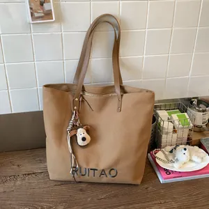 Sac cabas en toile kaki avec lettres brodées et pendentif chien en peluche mignon