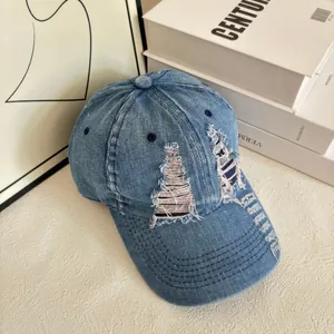 Berretto da baseball in denim invecchiato con strappi per sport all'aperto e moda street