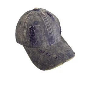Vintage-Baseballkappe in Dunkelblau mit abgenutzten Details und verwaschenem Retro-Effekt