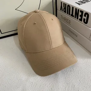 Textura detallada de la gorra de béisbol de sarga de algodón caqui de alta calidad
