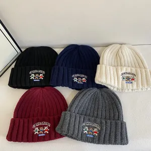 Gorro de Punto de Acrílico Con Osos Bordados Cálido Gorro de Invierno de Canalé Para Mujeres Hombres Casual