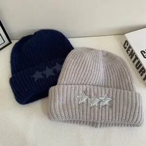Gorro de punto con estrellas para mujer, gorro de invierno grueso y cálido elegante