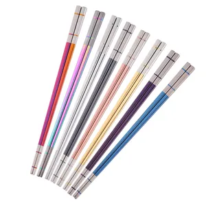 Nove paia di bacchette in acciaio inossidabile 304 multicolore con punte antiscivolo