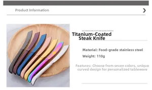 Macro-detail van roestvrijstalen steakmessen met 7 verschillende kleuren titaniumcoating