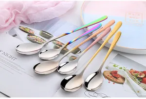 Set di 6 cucchiai a manico lungo in acciaio inossidabile lucido multicolore