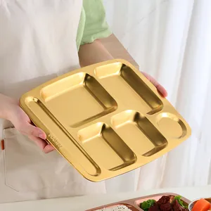 SUS304 golden stainless steel 5-compartment rectangular tray held by hands