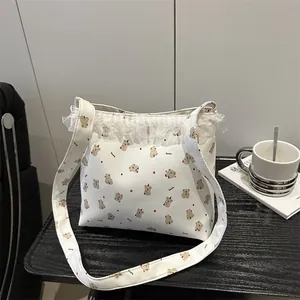 Sac fourre-tout en toile blanche avec imprimé koala et dentelle pour femmes chic