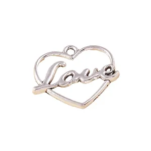 Pendentif cœur évidé Love en alliage argenté pour la création de bijoux DIY collier