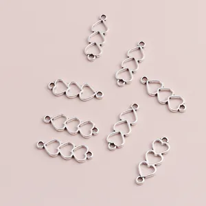 Pack de conectores de triple corazón en plata antigua para creación de joyas DIY