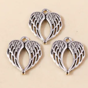 Vue détaillée de pendentifs ailes d'ange en alliage argenté vintage pour bijoux DIY