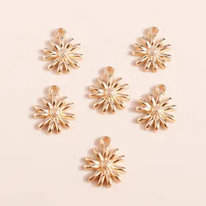 Electroplated Alloy Daisy Flower Pendants For DIY Jewelry Making Accessories Gold Floral Charm For Necklace Bracelet