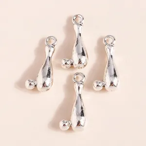 Packung mit 4 polierten silbernen Bowlingkegel-Anhängern aus Legierung für DIY-Schmuck