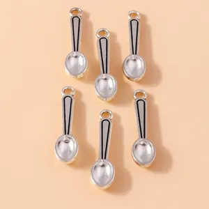 Bulk pack of electroplated alloy spoon charms with geometric patterns for DIY jewelry