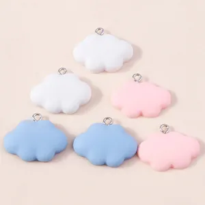 Simpatici ciondoli a nuvola in resina bianco rosa e blu per creazione gioielli fai-da-te