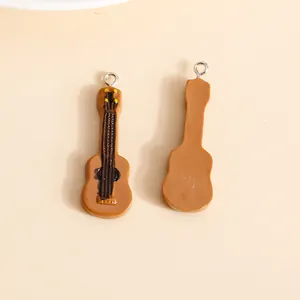 Pendentifs guitare marron avec anneau argenté pour la création de bijoux DIY