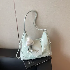 Damen Mode PU Leder Umhängetasche Große Kapazität Mit Stern Niete Wolkenanhänger Lässige Hobo Tote Rucksack Für Reisen