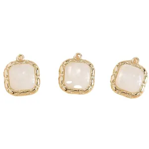 Pendentifs carrés de luxe en opale avec cadres dorés pour la création de bijoux DIY