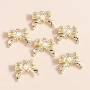 Colgantes de lazo dorado con perlas blancas y diamantes para accesorios de joyería DIY