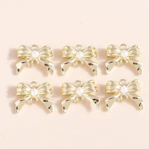 Colgantes de Lazo de Aleación de Zinc Con Strass y Perla Artificial de Imitación para Creación de Joyas DIY Conectores de Lazo Chapados en Oro para Collar Pulsera Manualidades