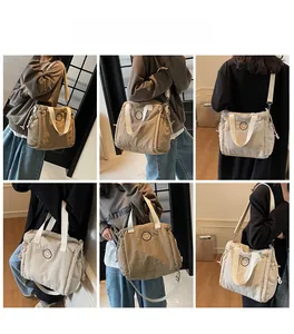 Vista dettagliata della borsa tote leggera cachi e grigia con tracolla regolabile