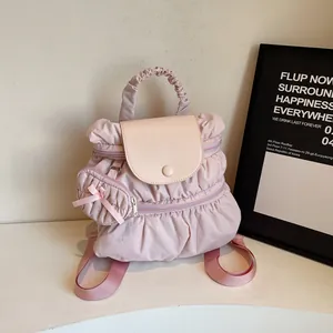 Sac à Dos Femme Plissé Style Coréen Avec Mini Sac Nœud Sac d'École Doux en Nylon Sac de Jour Décontracté pour Filles
