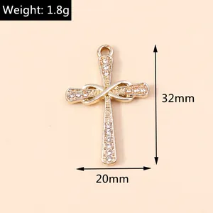 Detailansicht Kreuzanhänger mit Unendlichkeitssymbol Maße 32mm mal 20mm Gewicht 1.8g