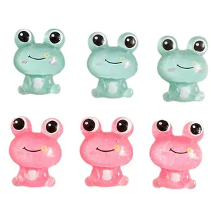 Glittering resin cartoon frog DIY charms for phone cases in green and pink set