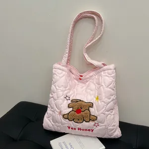 Borsa Tote Trapuntata a Cuore da Donna in Nylon Grande Capacità con Ricamo a Cucciolo Lettera Yes Honey Borsa alla Moda