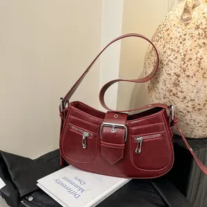 Vintage Matte PU Leder Unterarmtasche Für Damen Mit Großer Metallschnalle Dekoration Reißverschlusstaschen Verstellbare Umhängetasche