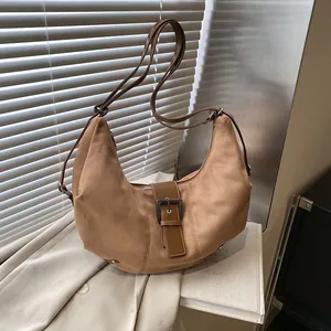 Vintage Frosted PU Leather Large Hobo Shoulder Bag For Women Retro Crescent Crossbody Bag With Buckle Commute Fashion Bag