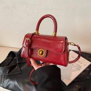 Vintage PU Leather Small Square Bag For Women Gold Twist Lock Handbag With Shoulder Strap Retro Commute Crossbody Bag