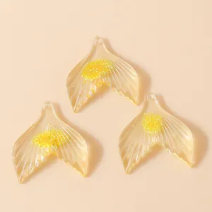 Pendentifs queue de sirène en résine jaune translucide avec paillettes pour bijoux DIY