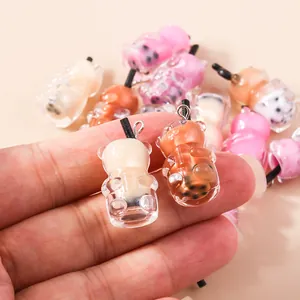 Handgehaltene Harz-Bärenanhänger im Milchtee-Design für DIY-Schmuck und Schlüsselanhänger