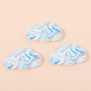 Set van drie blauwe marmeren harswolk-hangers voor DIY-sieraden en telefoonhoesjes