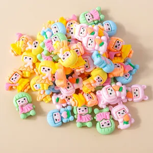 Mix van 15 kleurrijke hars cartoon meisjes voor DIY haarspelden en telefoonhoesjes