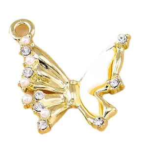 Golden butterfly pendant with inlaid pearls and sparkling rhinestones for jewelry DIY