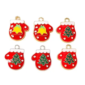 Colgantes de guante navideño esmaltado con campanas rojas y árboles para joyas DIY