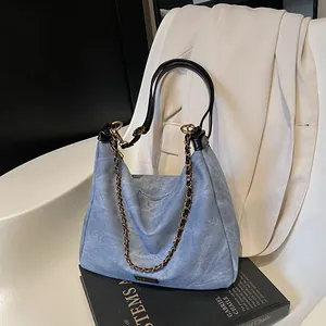 Retro Women PU Leather Tote Bag With Metal Chain Large Capacity Hobo Shoulder Bag Washed Suede Texture Casual Office Handbag