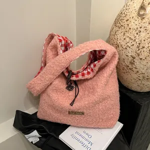 Fashion Sherpa Fleece Plush Shoulder Bag Women Gingham Lining Large Capacity Tote Bag Autumn Winter Drawstring Bucket Bag