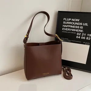 Women Large Capacity PU Leather Bucket Bag Minimalist Shoulder Crossbody Bag With Wide Strap Fashion Letter Print Commuter Handbag