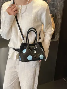 Grande borsa tote a pois da donna con doppi manici e tracolla regolabile