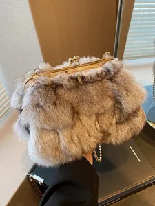 Borsa a Tracolla da Donna in Ecopelliccia di Volpe Vintage Chiusura a Scatto Clutch Moda Peluche Con Catena a Sfere Dorata